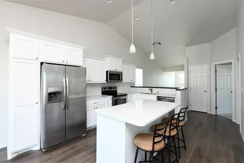 4513 17 Street S Moorhead MN 56560
