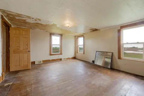 10401 SW 62nd Avenue Ellendale MN 56026