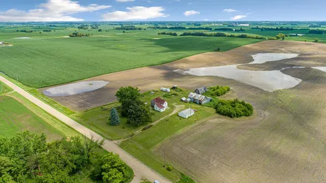 10401 SW 62nd Avenue Ellendale MN 56026