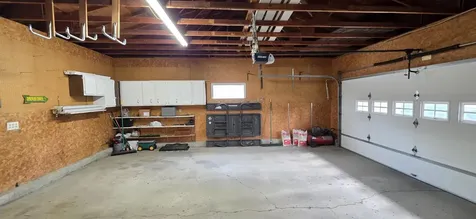923 7th Avenue NW Valley City ND 58072
