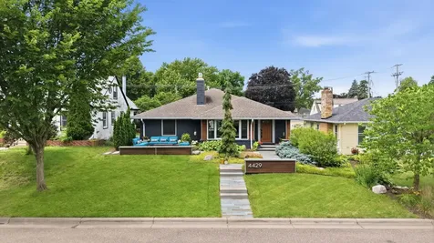 4429 York Avenue N Robbinsdale MN 55422