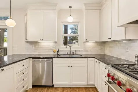 2504 Humboldt Avenue S Minneapolis MN 55405