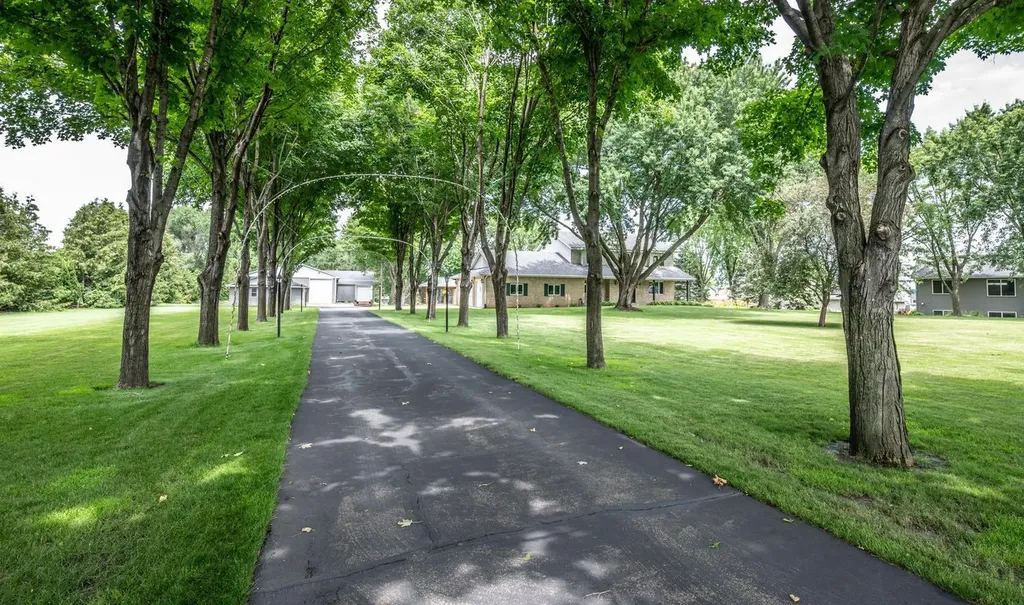 3435 225th Street W Farmington MN 55024
