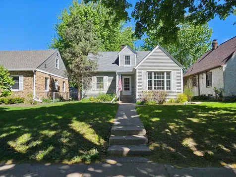 1361 Scheffer Avenue Saint Paul MN 55116