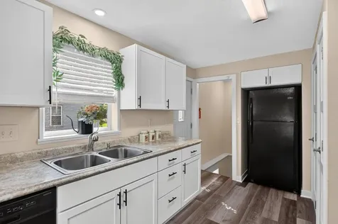 1408 Elm Street Alexandria MN 56308
