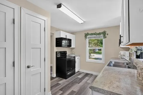 1408 Elm Street Alexandria MN 56308