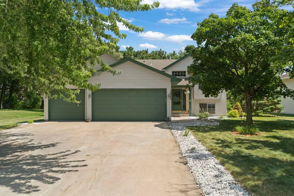 12399 Buchanan Street NE Blaine MN 55434