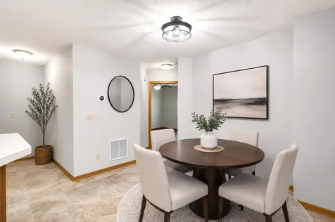2102 Oak Tree Lane Austin MN 55912