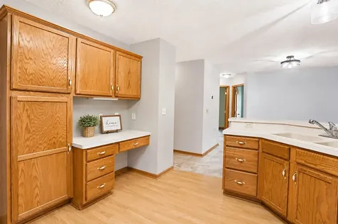 2102 Oak Tree Lane Austin MN 55912