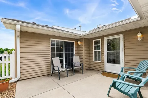 2102 Oak Tree Lane Austin MN 55912