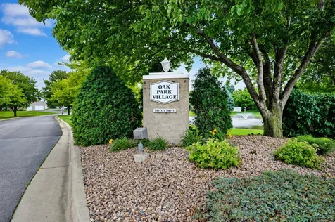 2102 Oak Tree Lane Austin MN 55912