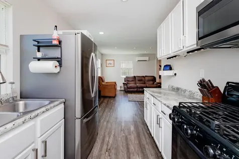 318 1st Avenue E West Fargo ND 58078