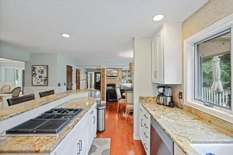 1638 Quail Ridge Circle Woodbury MN 55125