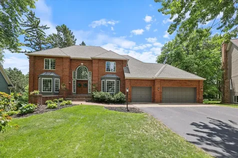 1638 Quail Ridge Circle Woodbury MN 55125