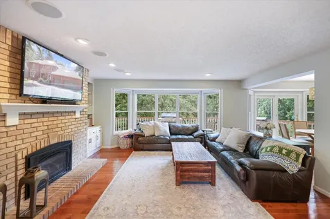 1638 Quail Ridge Circle Woodbury MN 55125