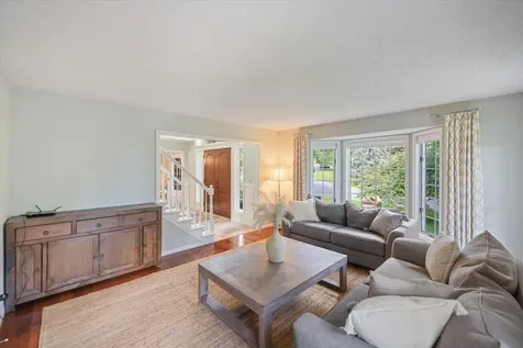 1638 Quail Ridge Circle Woodbury MN 55125