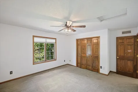 1638 Quail Ridge Circle Woodbury MN 55125