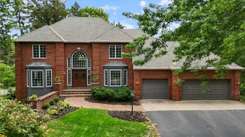 1638 Quail Ridge Circle Woodbury MN 55125