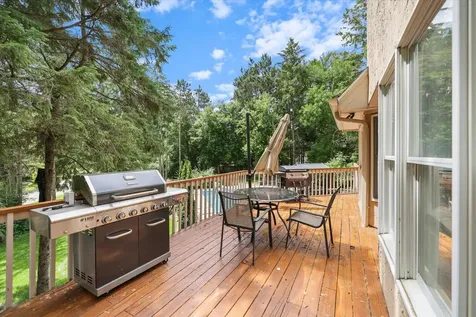 1638 Quail Ridge Circle Woodbury MN 55125