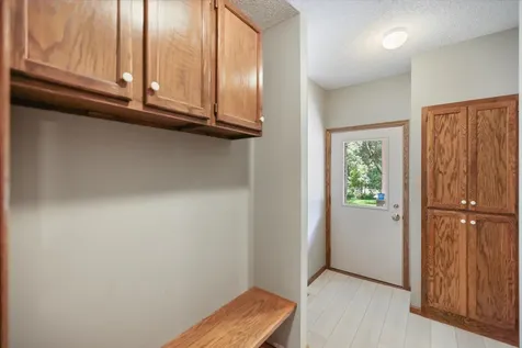 1638 Quail Ridge Circle Woodbury MN 55125