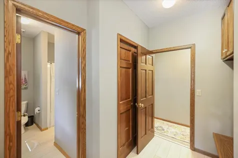 1638 Quail Ridge Circle Woodbury MN 55125