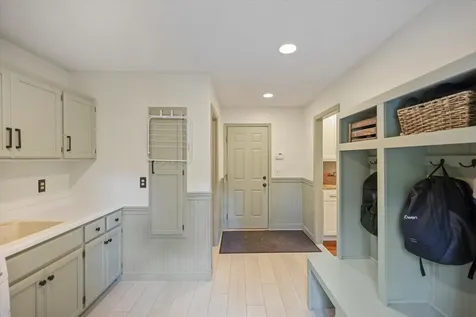 1638 Quail Ridge Circle Woodbury MN 55125