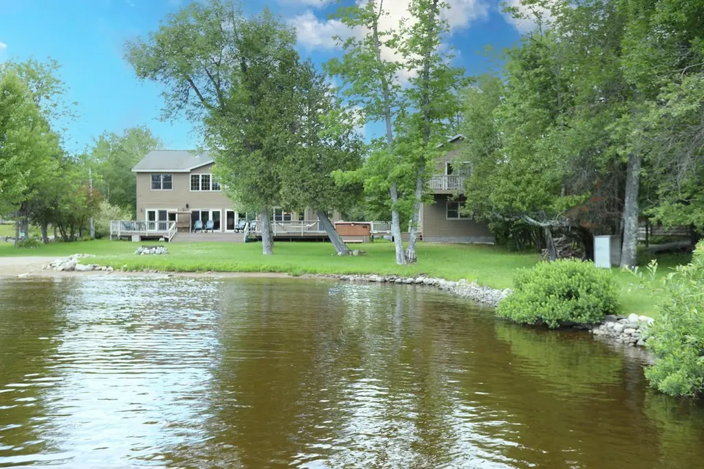 4475 Moccasin Point Road Tower MN 55790