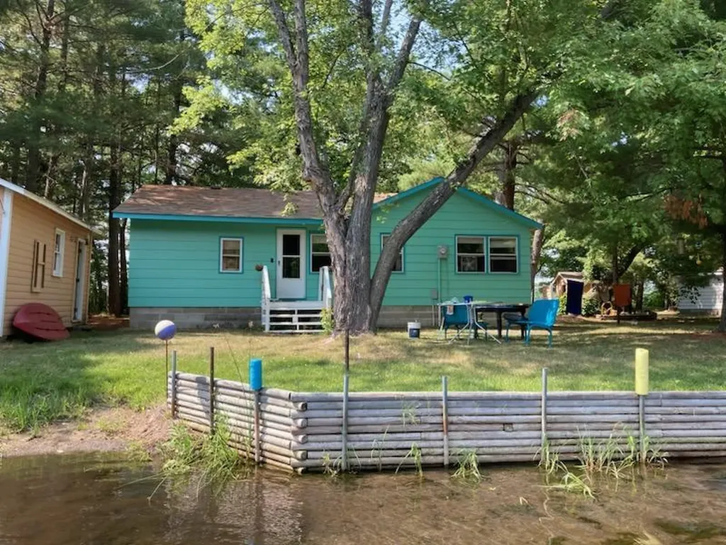 16333 River Lake Drive Menahga MN 56464