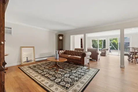 456 Summit Avenue Saint Paul MN 55102