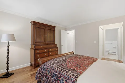 456 Summit Avenue Saint Paul MN 55102