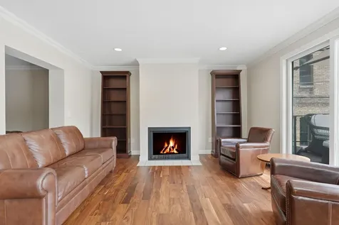 456 Summit Avenue Saint Paul MN 55102