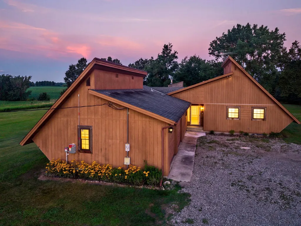 2095 Jamison Avenue NE Saint Michael MN 55376