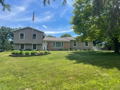 3925 8th Street NE Willmar MN 56201