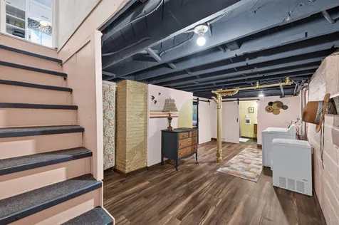 2555 Mckinley Street NE Minneapolis MN 55418