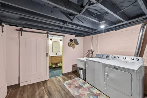 2555 Mckinley Street NE Minneapolis MN 55418