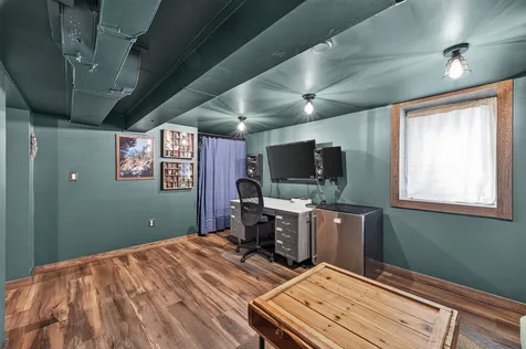 2555 Mckinley Street NE Minneapolis MN 55418