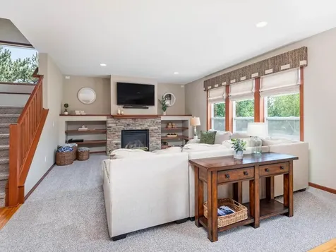 1631 Sparrow Road Waconia MN 55387