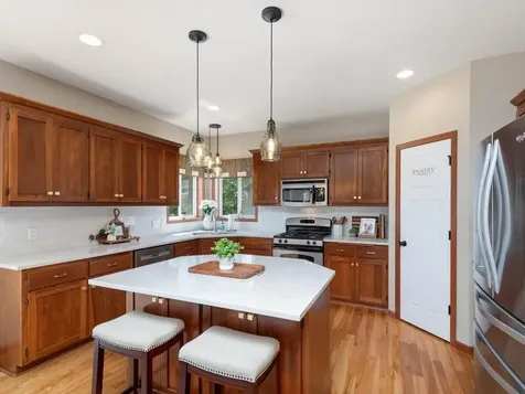 1631 Sparrow Road Waconia MN 55387