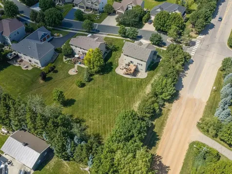 1631 Sparrow Road Waconia MN 55387