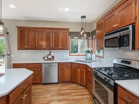 1631 Sparrow Road Waconia MN 55387