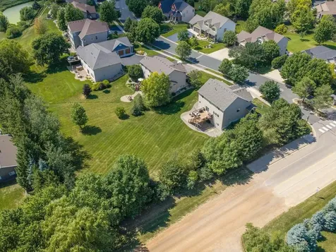 1631 Sparrow Road Waconia MN 55387
