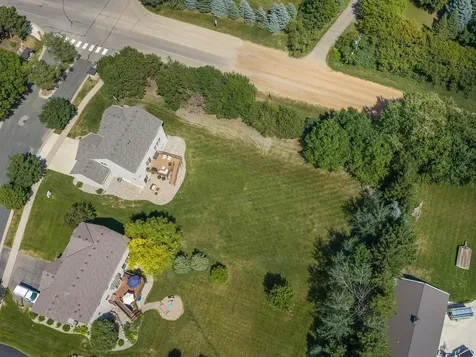 1631 Sparrow Road Waconia MN 55387