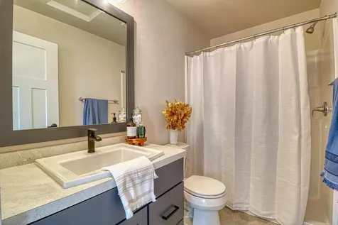 6807 Belding Drive South Fargo ND 58104