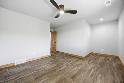 4983 167th Avenue SE Kindred ND 58051