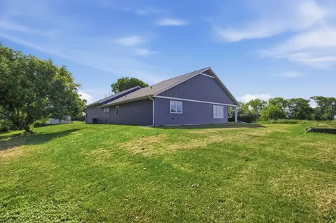 4983 167th Avenue SE Kindred ND 58051