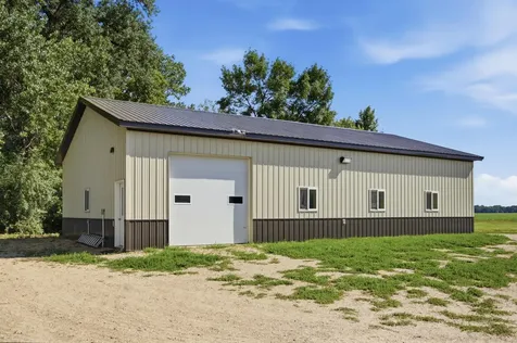4983 167th Avenue SE Kindred ND 58051