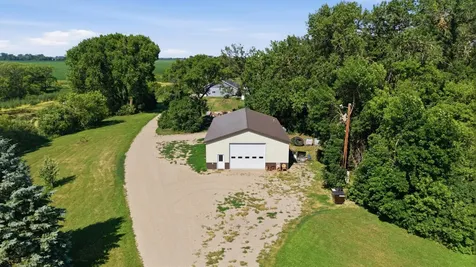 4983 167th Avenue SE Kindred ND 58051