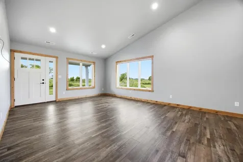 4983 167th Avenue SE Kindred ND 58051