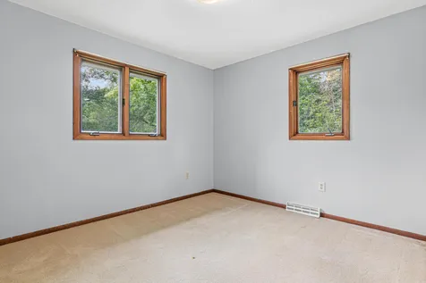 5915 Hidden Oaks Circle SE Prior Lake MN 55372