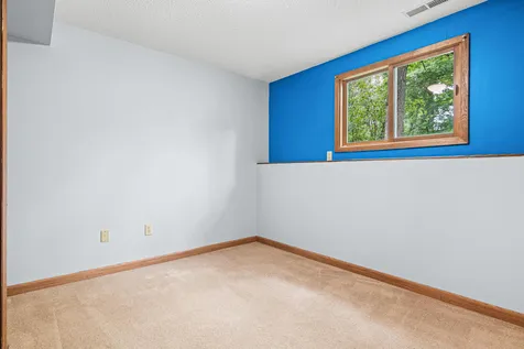 5915 Hidden Oaks Circle SE Prior Lake MN 55372